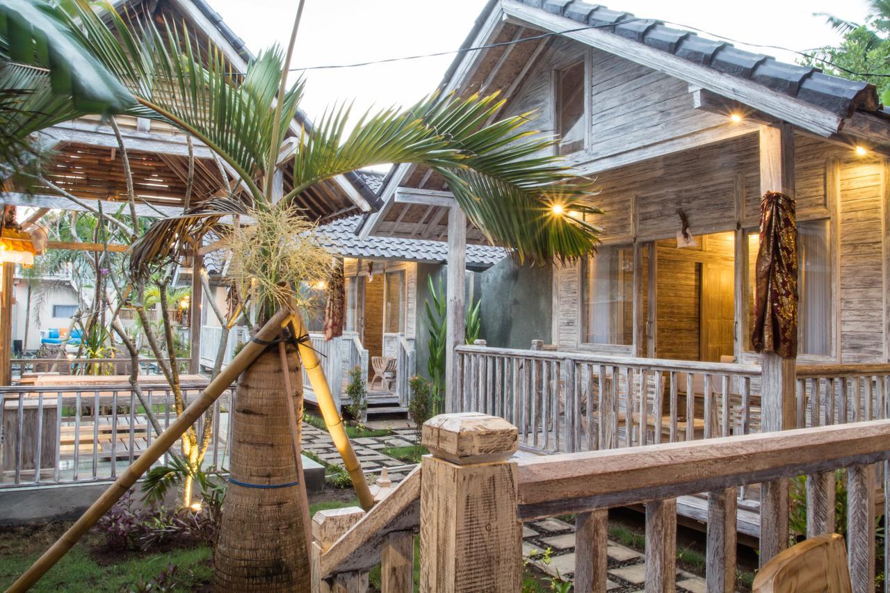 Hotel The Syron Huts Lembongan Esterno foto