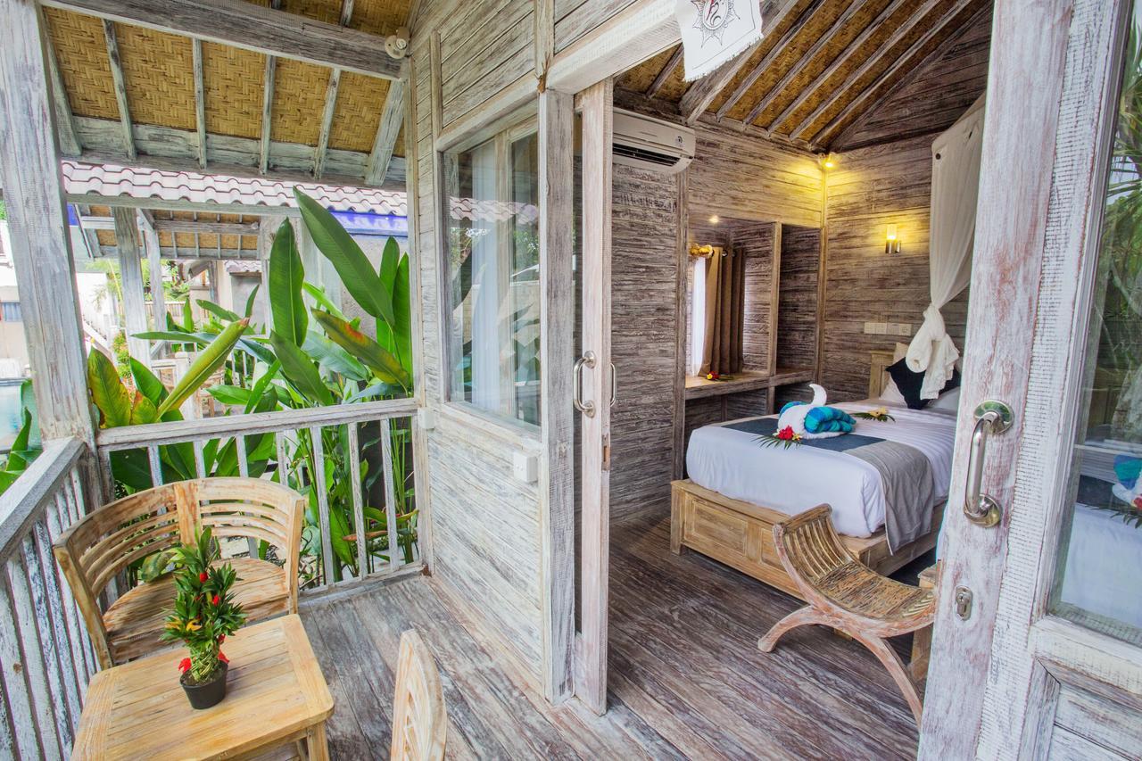Hotel The Syron Huts Lembongan Esterno foto